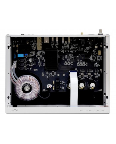 Matrix Audio NT-1 Digital Audio Transport iç bileşenleri ve güç kaynağı görünümü.