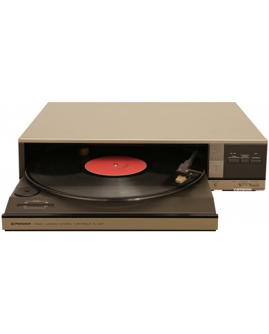 Pioneer PL-44F önden yüklemeli stereo pikap, plaklı, gümüş/siyah renkli.