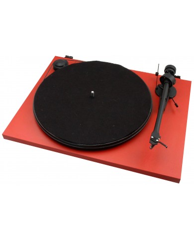 Pro-Ject Essential II Kırmızı plak çalar USB OM5, siyah mat tabla ve kol.