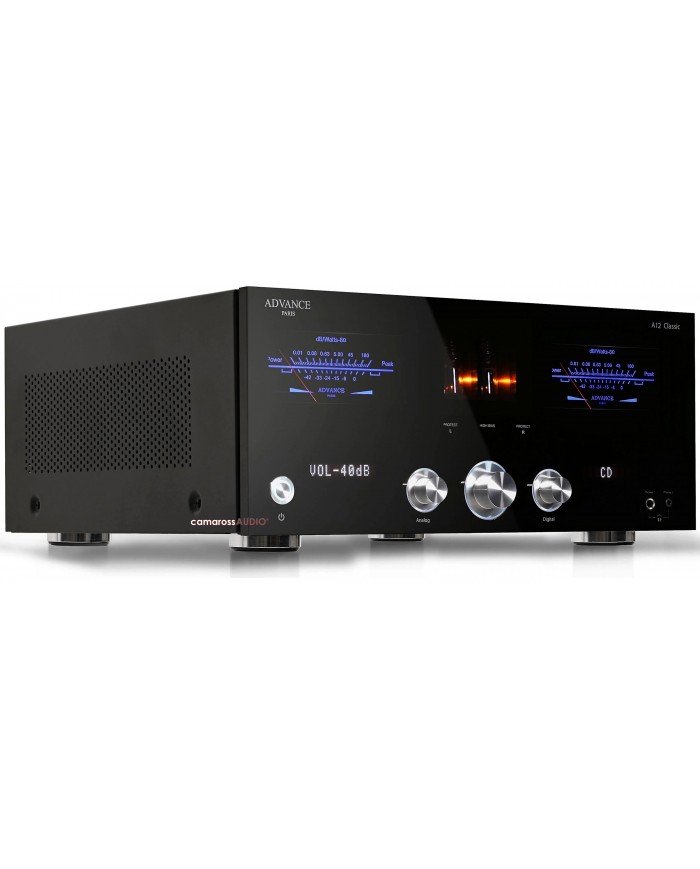 Advance Paris A12 Classic siyah stereo entegre amplifikatör ön paneli.