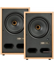 Vestlyd M8C Power Monitor hoparlör, meşe kaplama, siyah ön panel.