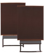 Quad ESL-63 elektrostatik hoparlörler, kahverengi kumaş ve ahşap çerçeveli, şık tasarım.