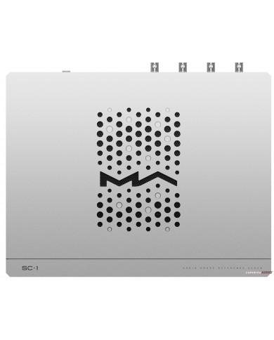 Matrix Audio SC-1 Reference Master Clock, gümüş renkli, delikli tasarımlı, ses sınıfı referans saat.