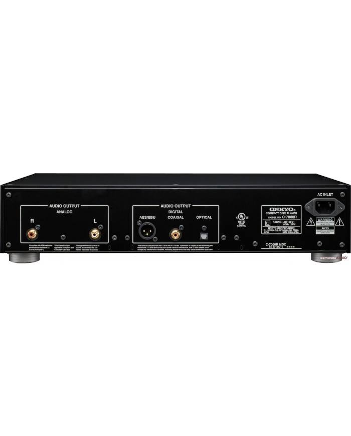 Onkyo C-7000R kompakt disk çalar arka paneli, analog, AES/EBU, koaksiyel ve optik çıkışlar.
