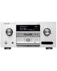 Marantz SR-9600 AV Surround Receiver gümüş renkli, ön panelde ekran ve düğmeler.