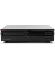 Nakamichi CD Player 2 MusicBank System siyah CD çalar.