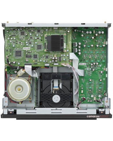 Marantz CD50N CD player iç bileşenleri, devre kartları, optik sürücü, transformatör.