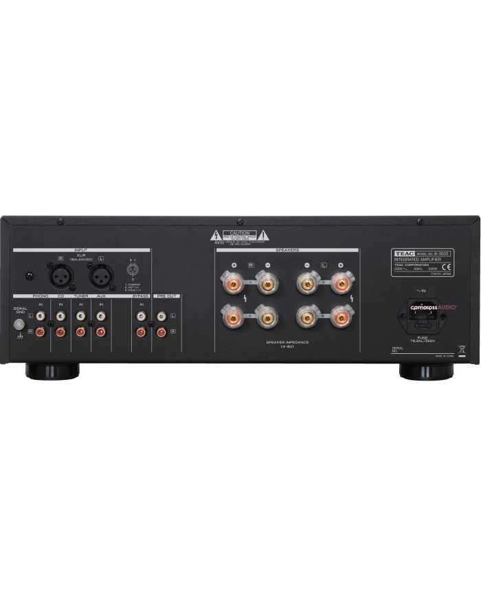 TEAC AI-2000 entegre amplifikatör arka panel, XLR girişleri, hoparlör çıkışları