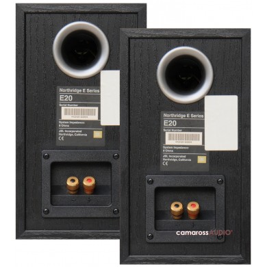 JBL E20 Northridge E Serisi siyah bookshelf hoparlörler, 8 Ohm, arka bağlantı terminalleri
