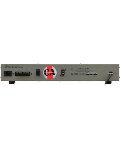 Luxman T-210L AM/FM stereo tuner arka panel bağlantıları.