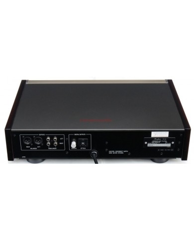 Accuphase DP-60 Cd player