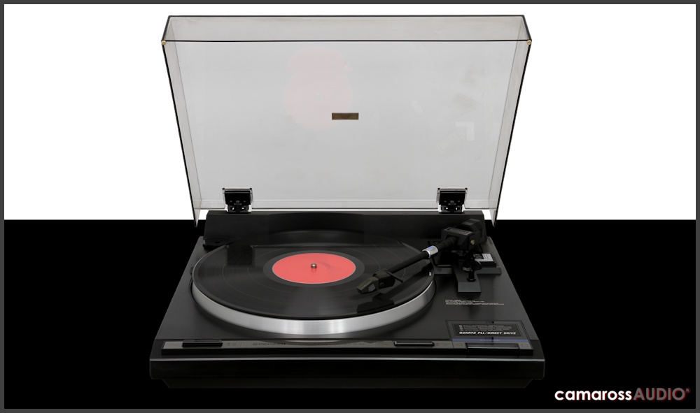 Pioneer PL-960 plak çalar, açık kapaklı, siyah renkli, direct drive.