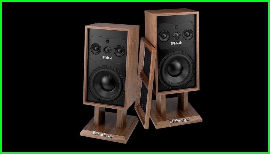 McIntosh ML1 Mk II ahşap kabinli hoparlörler ve standları.