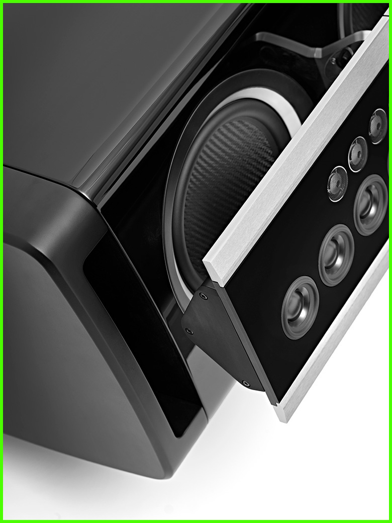 McIntosh XCS1.5K hoparlör, karbon fiber woofer ve tweeter detayı.