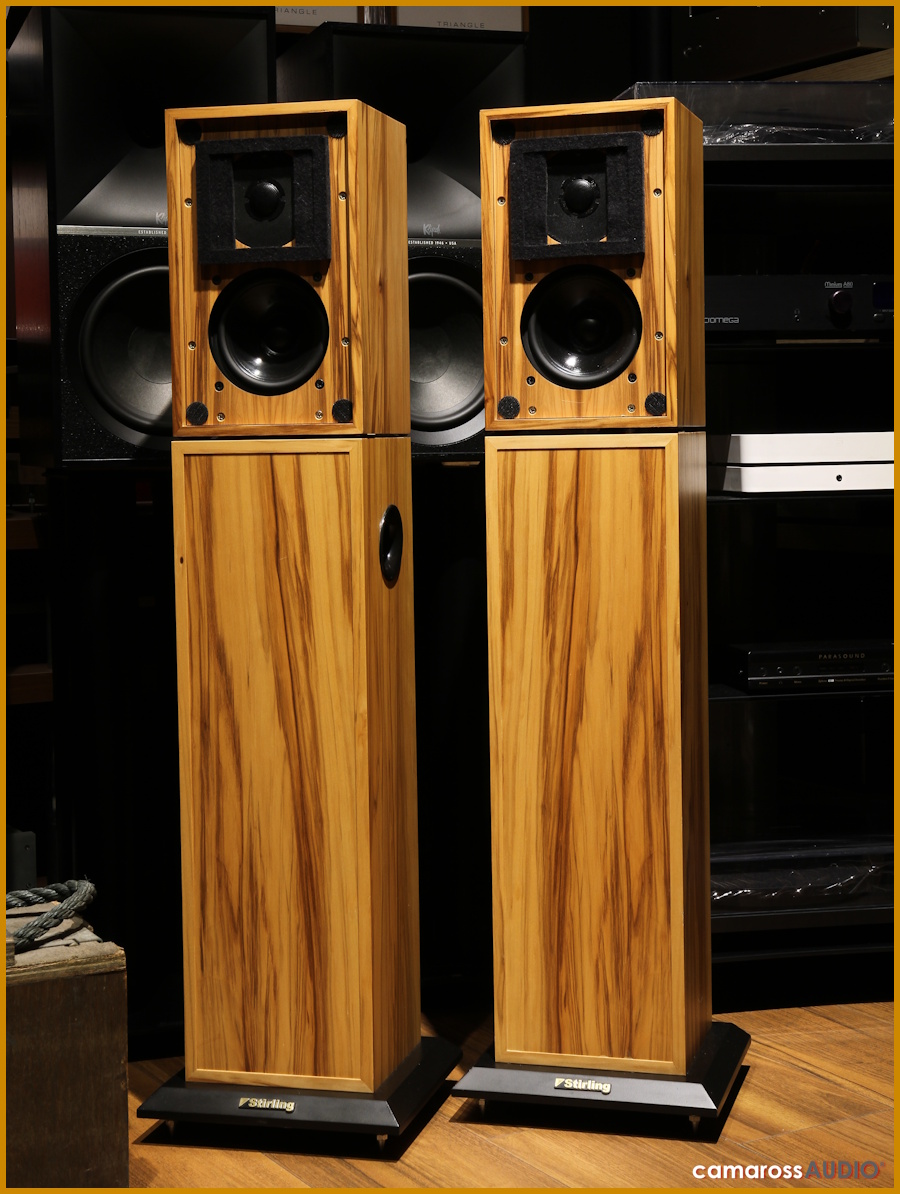 Stirling LS3/5a V2 AB-2 Bass Extenders hoparlör, ahşap kaplama.